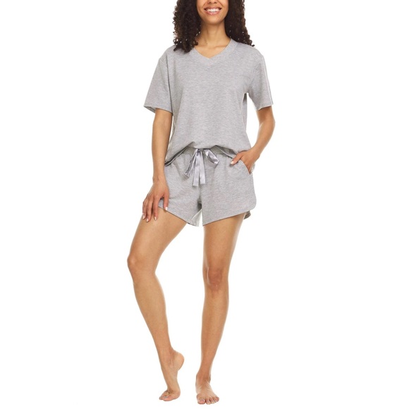 ❌SOLD❌🥰🥰Flora Nikrooz Ladies 3 Pieces Lounge Set🥰🥰 - Picture 3 of 10